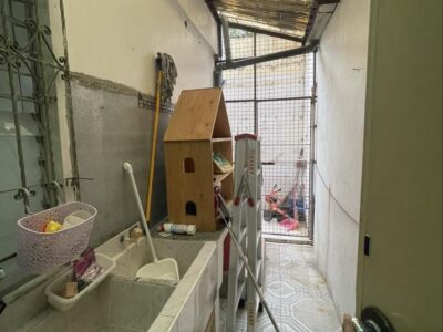 House & Lot for Sale at Las Pinas City