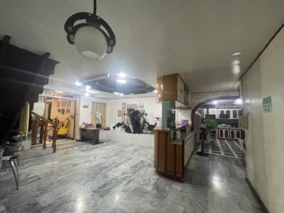 House & Lot for Sale at Las Pinas City